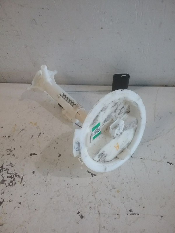 Passenger Fuel Pump Assembly Jet Transfer Pump Fits 11-14 MUSTANG 3537471