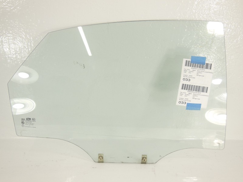 2004-2008 Suzuki Forenza Rear Door Window Glass Passenger Right RH OEM
