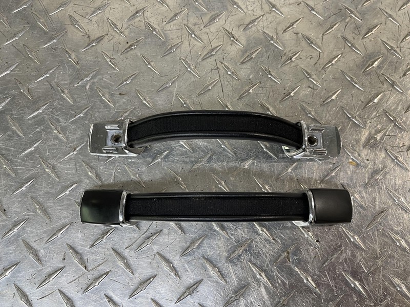 1989-1992 Fleetwood Rear Door Back Seat Courtesy Grab Bar Strap Handle Set Oem