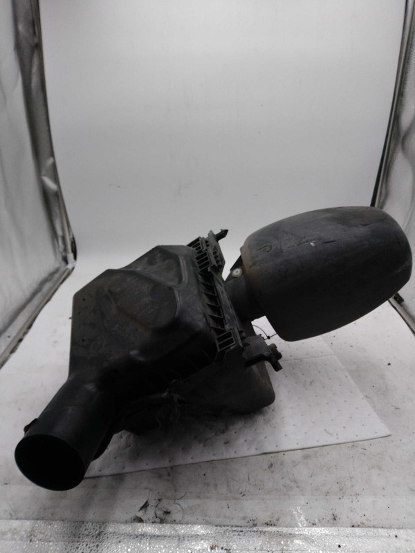2015 Subaru Legacy Air Cleaner Assembly OEM 2.5L Blue 118k Miles Used