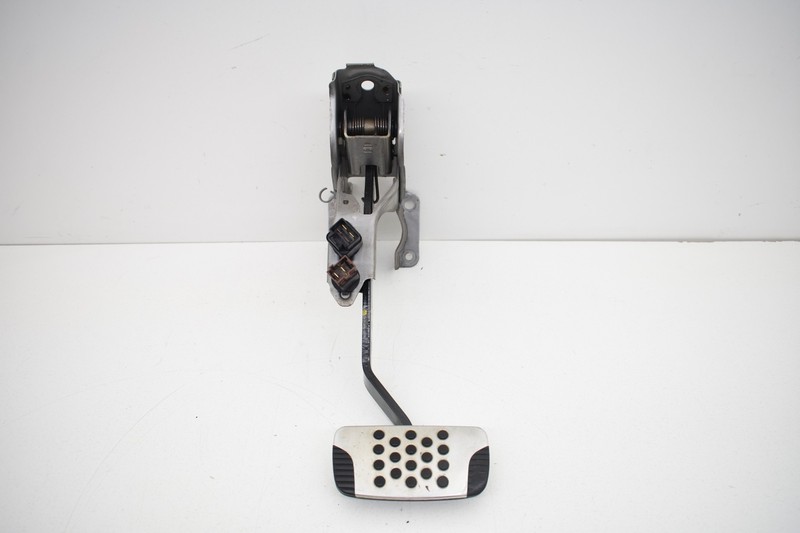 2006 NISSAN 350Z Z33 VQ35DE AUTOMATIC BRAKE PEDAL ASSEMBLY & SENSOR OEM KW50