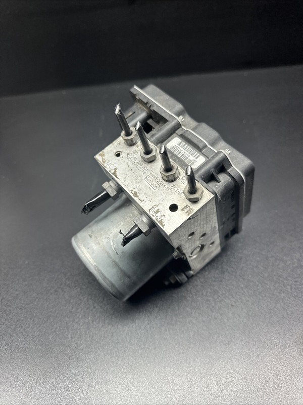 Jaguar Anti-Lock ABS Brake Pump Valve Module XJ XJL X351 11-12 AW93-2C405-CF OEM