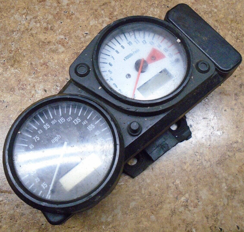 1998 Suzuki GSX-R600 GSXR6 GSXR 600 Speedometer Cluster Tachometer Gauge Speedo