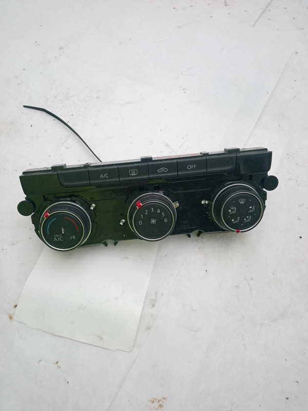 2019 Volkswagen Jetta A/C Selector Switch Grey OEM 5GM907426HWZU 61K Miles