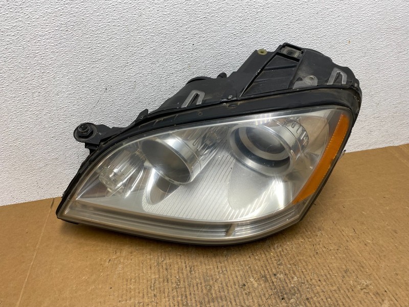 Halogen 2006-2009 Mercedes-Benz ML-Class Headlight Left Driver LH OEM AE1606 DW