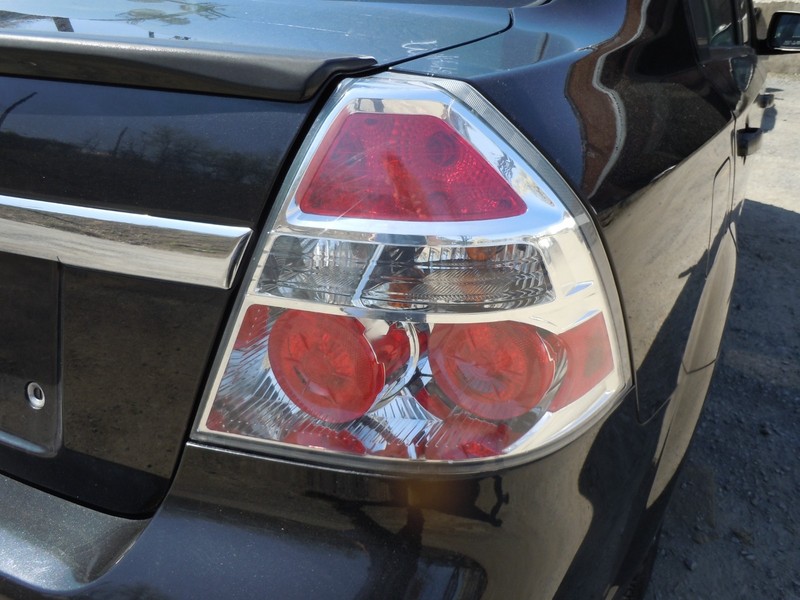 2009-2011 Chevrolet Aveo Sedan Tail Light Lamp Passenger Right