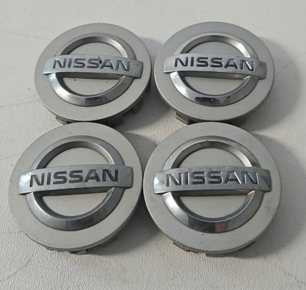 2000-2006 Nissan Sentra Altima Maxima Center Caps Set Of 4 40342AU510 OEM