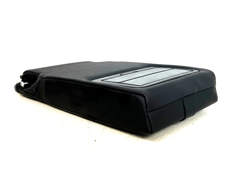 ⭐2011-2017 BMW X3 REAR CENTER CONSOLE SEAT ARMREST WITH CUPHOLDER OEM LOT2721