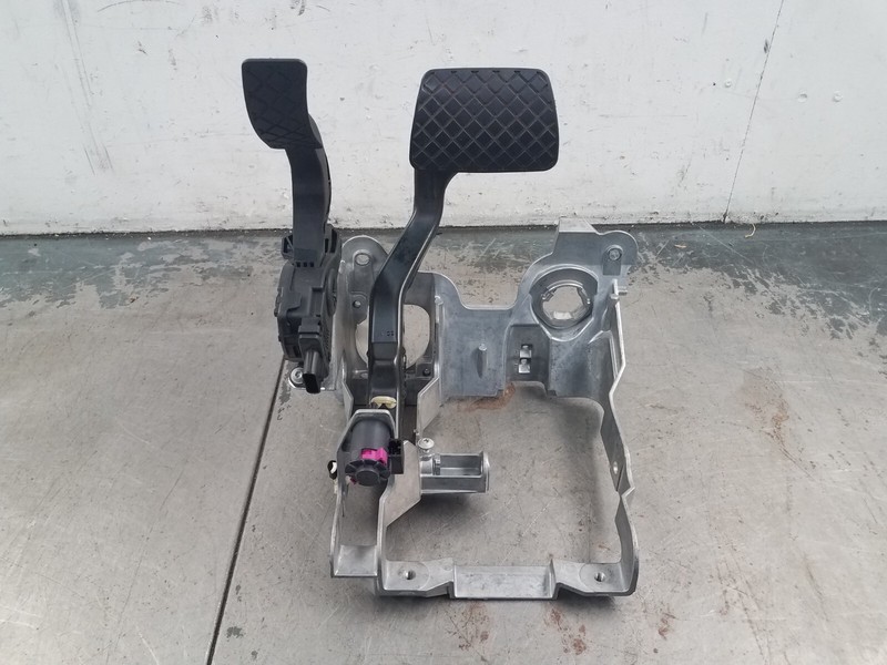 2012 Audi S4 Quattro B8 Throttle / Brake Pedal Assembly #64436 VV11