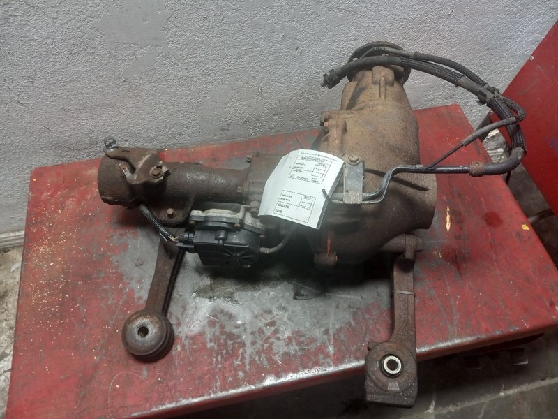 05-15 TOYOTA TACOMA 4.0L FRONT CARRIER ASSEMBLY 3.73