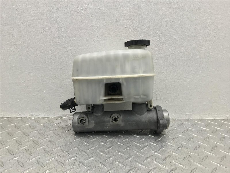 04-07 CHEVROLET EXPRESS SAVANA 3500 BRAKE MASTER CYLINDER OPT JL4 OEM 541-01282
