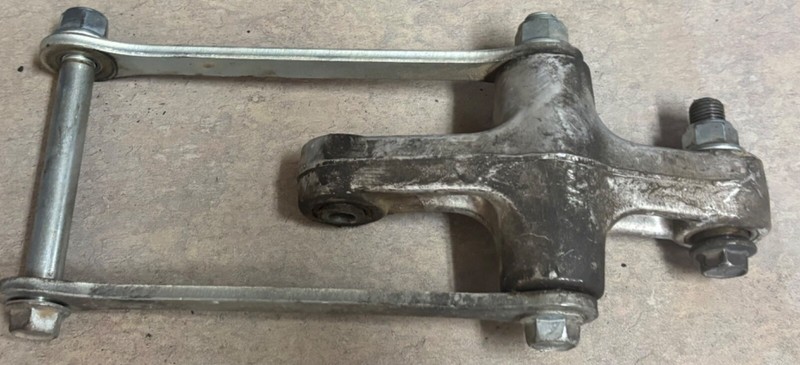 2002 Suzuki GSX750 GSX 750 Katana Rear Back Center Uni Shock Mono Linkage Z6