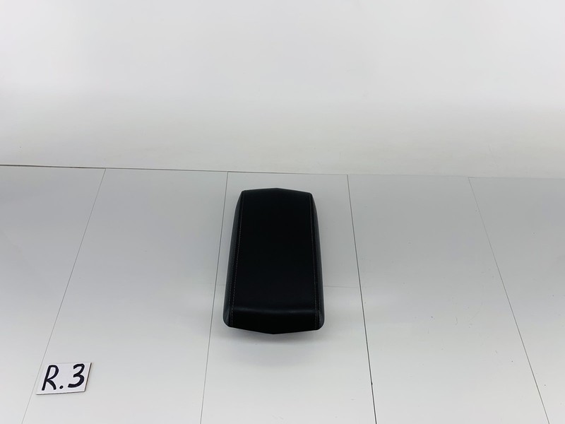12-15 CADILLAC CTS FRONT CENTER FLOOR CONSOLE STORAGE COVER ARMREST BLACK OEM