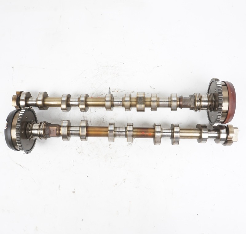 BMW OEM F01 F10 750 550 650 09-12 N63 TWIN TURBO 4.4L ENGINE RIGHT SIDE CAMSHAFT