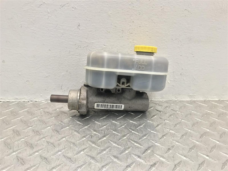 99 00 01 DODGE DAKOTA DURANGO BRAKE MASTER CYLINDER OEM 05013131AB