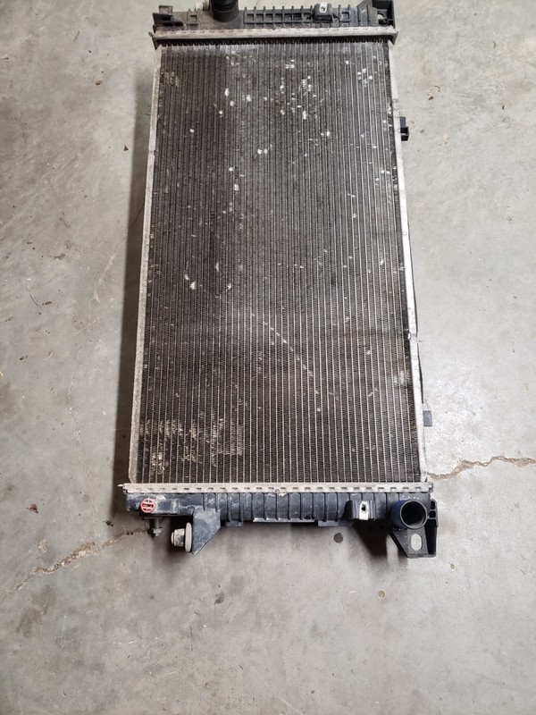 Radiator Standard Duty Cooling Fits 11-14 FORD F150 PICKUP 697527
