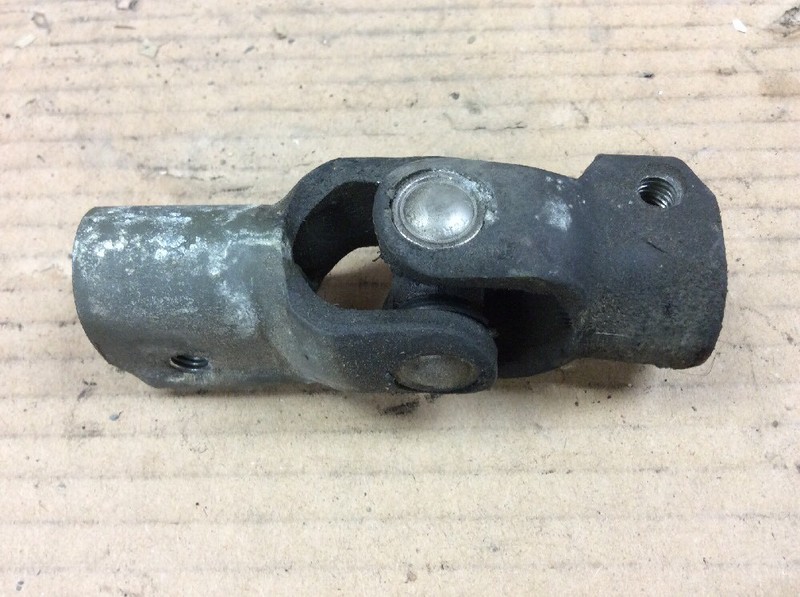 97-01 Honda CR-V Steering Column Shaft U Joint “B” Swivel Coupler Used OEM
