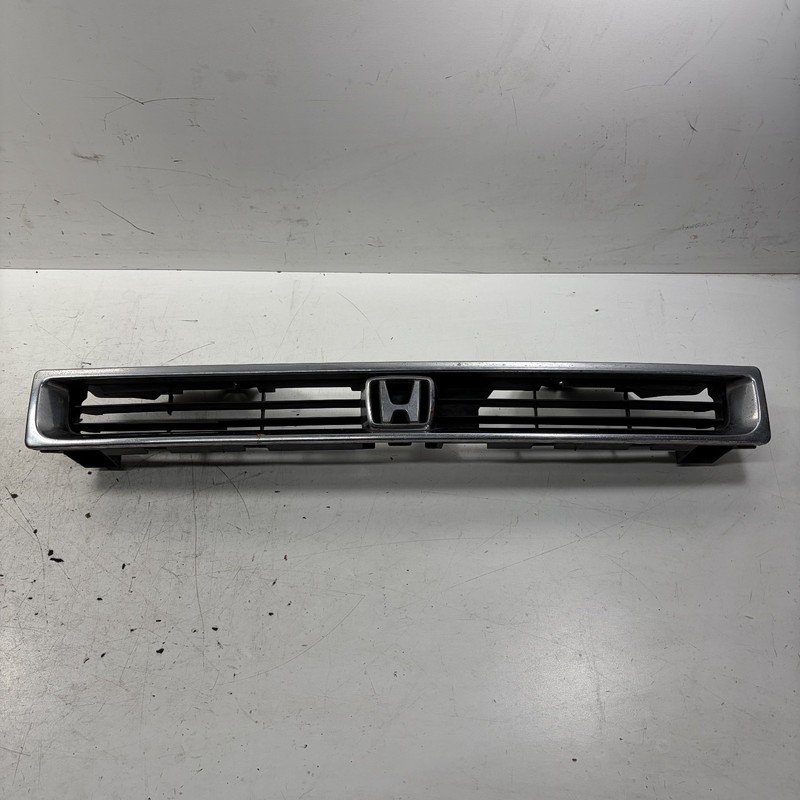 90-91 Honda Accord Front Grille With The Frame Used OEM