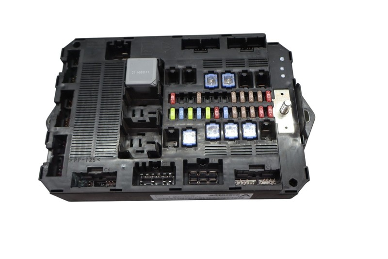 09-11 Jaguar X250 XF XFR Rear In Trunk Fuse Relay Box BX23-14B476-AA OEM