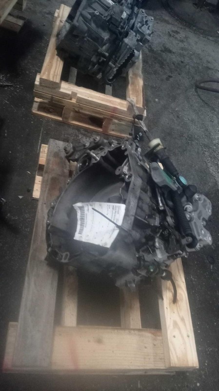 Used Manual Transmission Assembly fits: 2015 Jeep Renegade MT 1.4L 4x4 Grade A