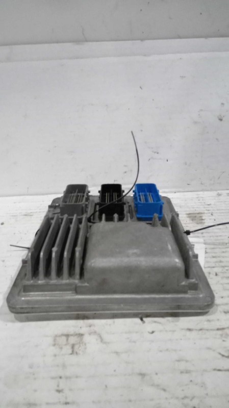 2018 Chevrolet Equinox Engine Control Module ECM OEM 55501366 Used 134K