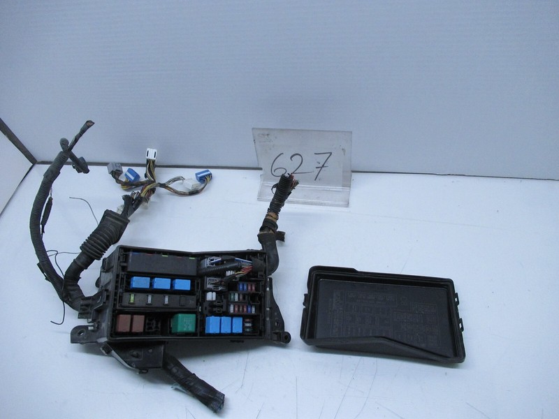 11-13 LEXUS IS250 2.5L FUSE RELAY JUNCTION BOX OEM