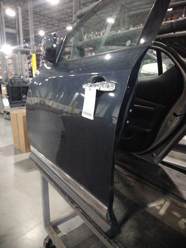 2015 Nissan Pathfinder Left Front Door Blue 4DR SUV 135K Miles OEM Part