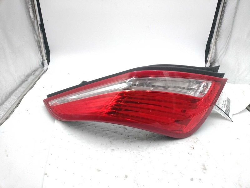 2011 Jaguar XJ Left Tail Light Assembly OEM 349691 Used 158k Miles