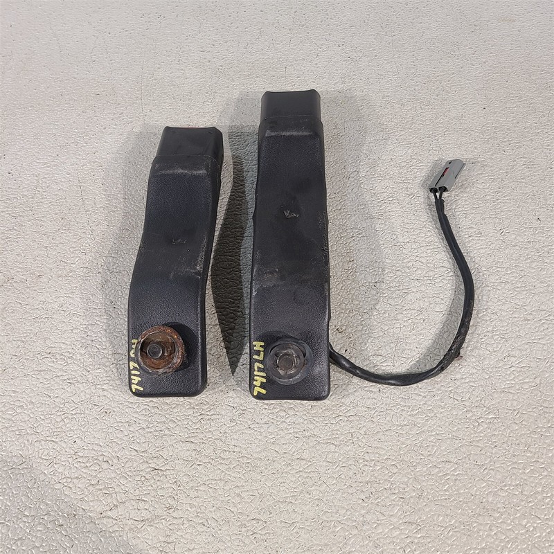 1994 Mustang GT Front Seat Belt Buckles Latches Aa7417