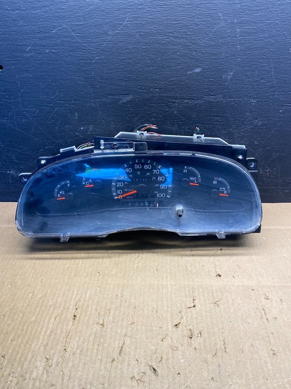 2003 Ford F250 F350 Speedometer Cluster Gauge AD1658 DG