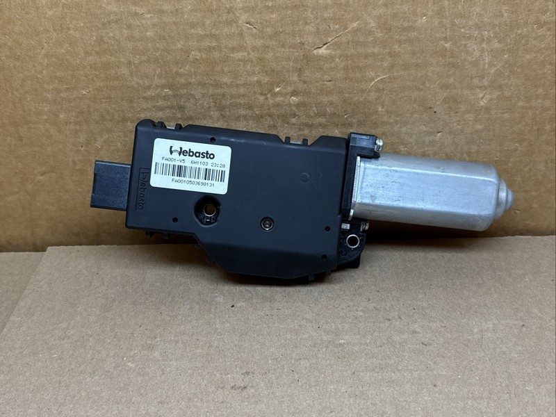 2014-2018 Subaru Forester Sun Roof Sunroof Motor OEM