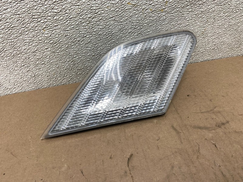 2000 2001 2002 Toyota Avalon Left Driver Lh Side Inner Tail Light Oem AB6005 LK