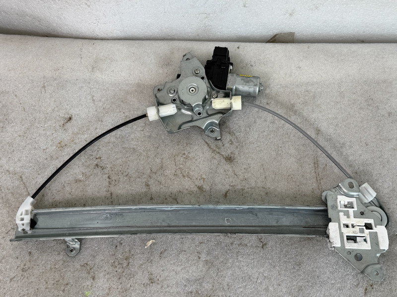 2019-2025 NISSAN ALTIMA FRONT LEFT DRIVER SIDE WINDOW REGULATOR & MOTOR OEM #025
