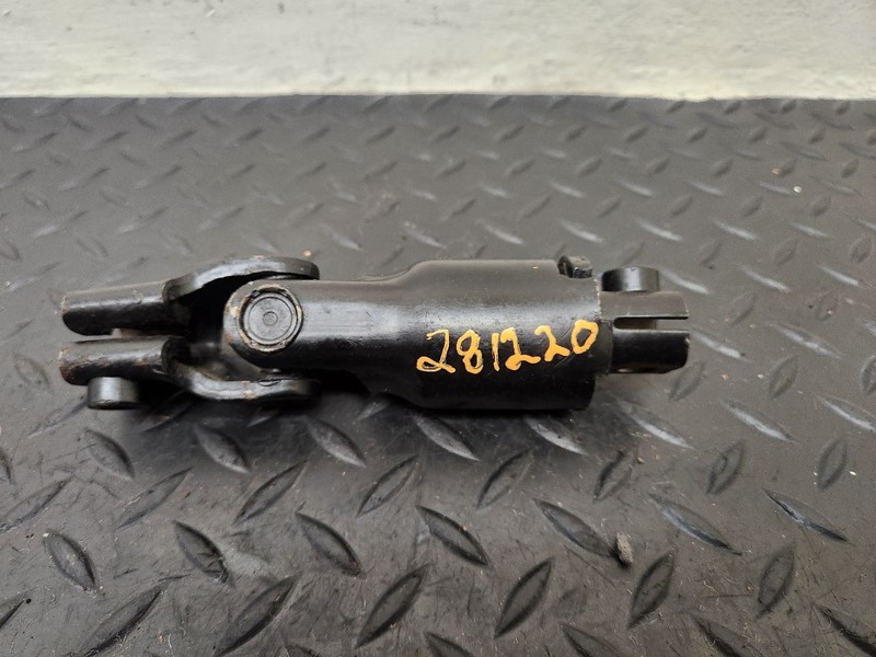 02-09 GMC Envoy 4.2L & 5.3L Lower Intermediate Steering Shaft OEM 15880680