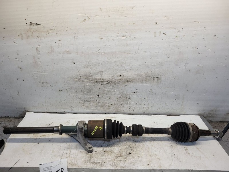 Passenger Right Axle Shaft Front Axle AWD Fits 19-23 QASHQAI 1639171