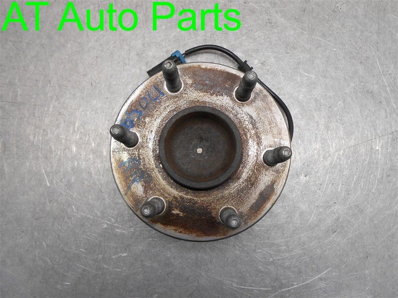 02-05 SIERRA SILVERADO 1500 EXT CAB 2WD REAR PASSENGER WHEEL HUB ABS OPT NYS OEM