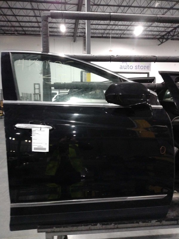 2019 Cadillac XT5 Right Door Black Used, Dented, 76000 Miles, OEM Part