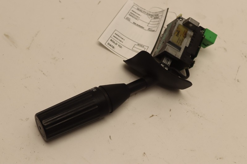 2008-2017 FREIGHTLINER CASCADIA 125 COLUMN TURN & WIPER SWITCH LEVER OEM