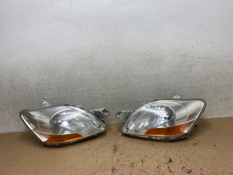 2007 2008 2009 Toyota Yaris Left+Right Halogen Headlights Oem W3693 DW