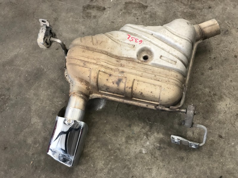 2007-2012 MERCEDES GL450 LEFT DRIVERS EXHAUST MUFFLER OEM LOT635