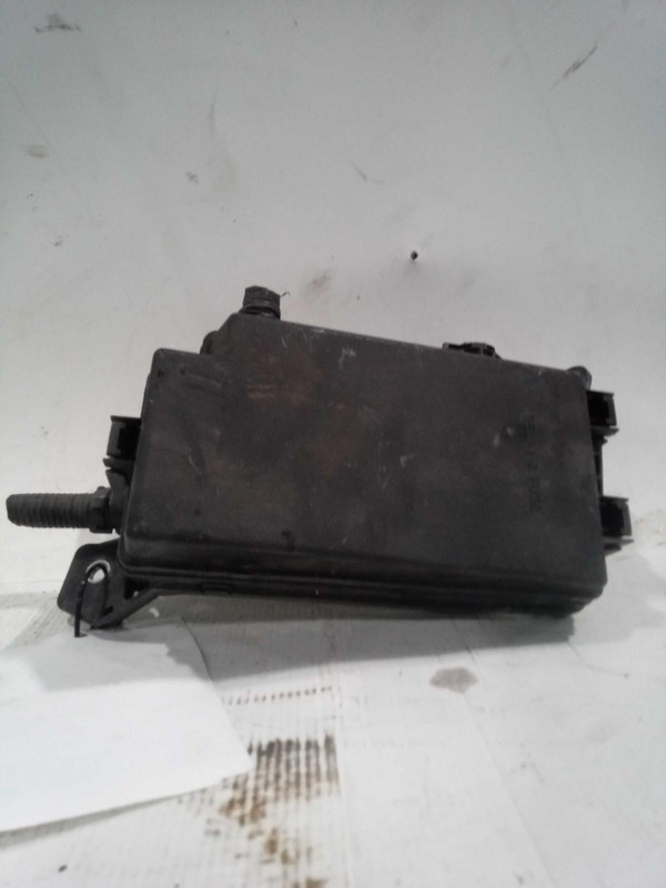 2017 Toyota Prius Fuse Box OEM 8266247180 1.8L 136K Miles NJ25-21109-516022