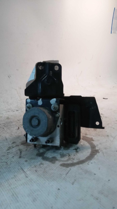 2017 Nissan Rogue ABS Pump & Motor Assembly OEM 476606FL1B 100k Miles