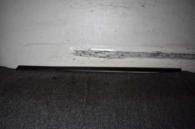 MERCEDES BENZ WINDOW TRIM FACTORY OEM