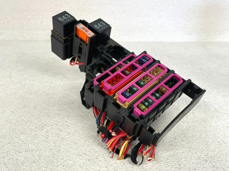 ⭐ 2009-2016 AUDI S4 A4 FUSE RELAY ENGINE JUNCTION BOX OEM LOT2369