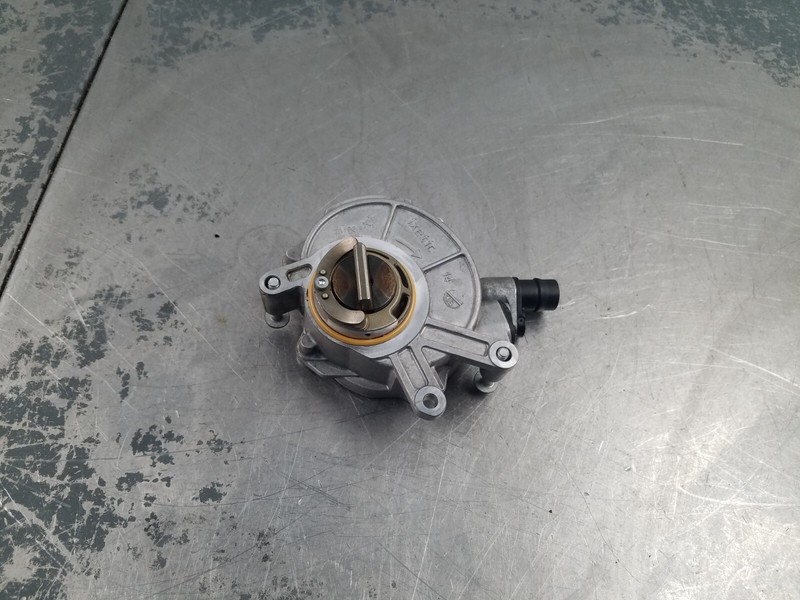 2015 BMW X5M F85 S63B44T2 4.4L Water Pump #9227 B3