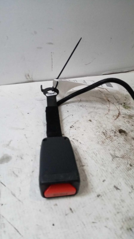 2015 KIA Sorento Driver Seat Belt OEM 888301U500VA Silver 114K Miles