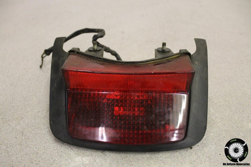 1984 Honda V65 Magna VF1100C REAR TAIL TAILLIGHT BACK BRAKE LIGHT LAMP VF 1100