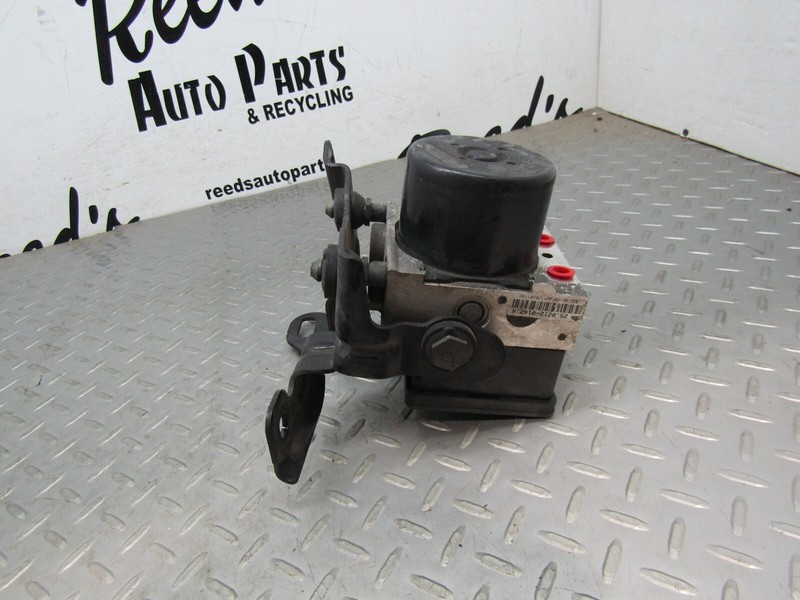 2006 Lincoln Zephyr Anti-Lock Brake Part Assembly FWD OEM