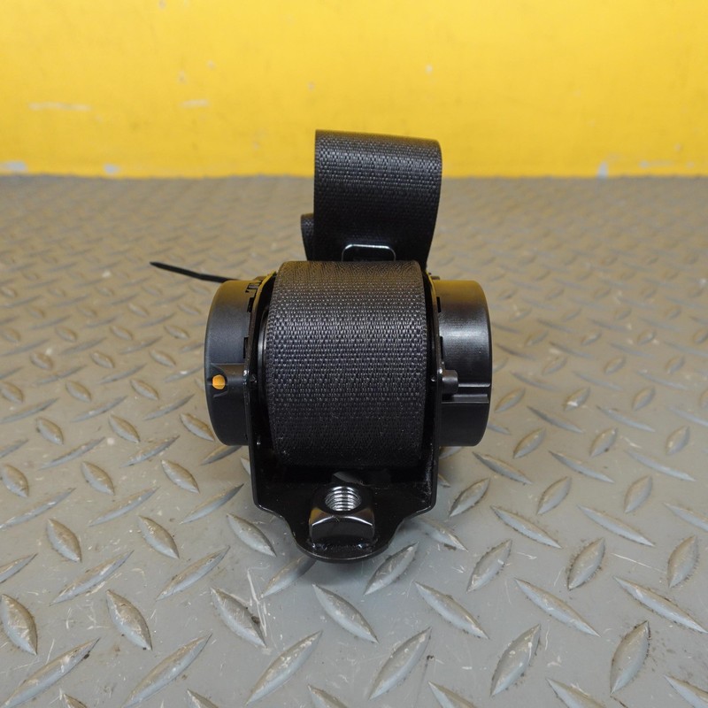 2018-2024 BUICK ENCLAVE REAR 2ND SECOND ROW RIGHT SIDE SEAT BELT OEM 84198576
