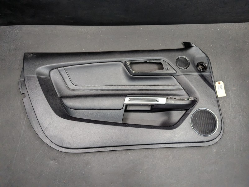 Front Left Door Trim Panel 2018 Ford Mustang JR3Z-6323943-DC 2019 2020 - 2023 X